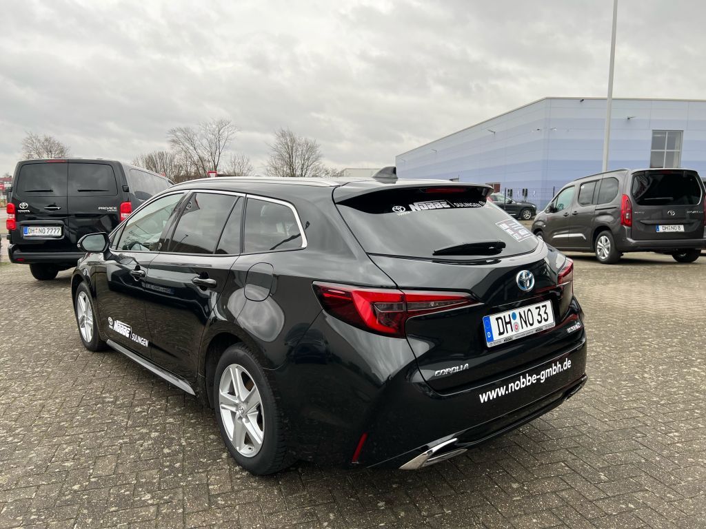 Toyota Corolla 1.8 Hybrid TS - Samsaru's Car Outlet