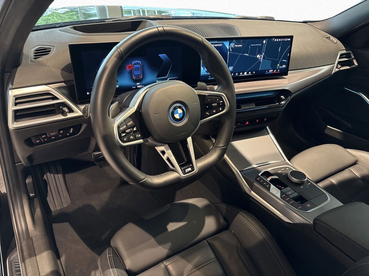 BMW 330e xDrive Lim M Sport HUD,360°,DA,ACC,Memory