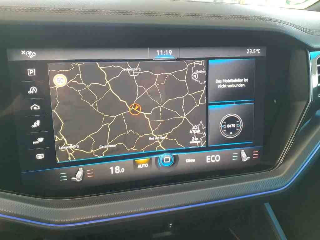 Volkswagen Touareg 3.0 TDI R-LINE BLACK - Samsaru's Car Outlet