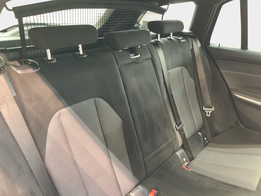 BMW 330e Touring xDrive M Sport AHK+ACC+Pano+Inno+