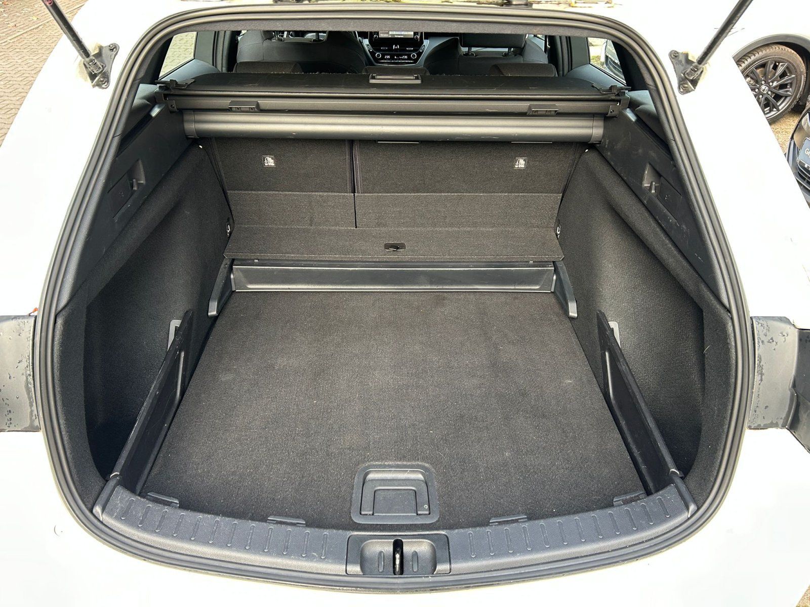 Toyota Corolla 1,8 Hybrid Touring Sports Comfort *1.HAN