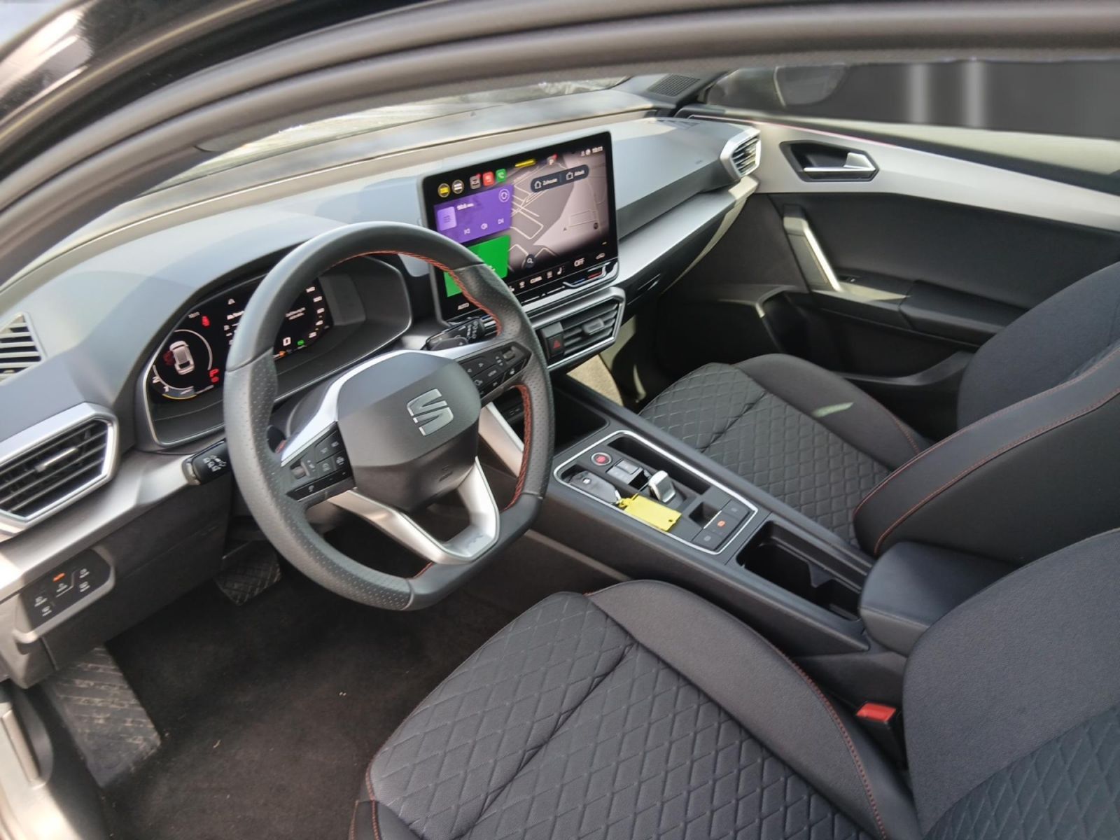Seat Leon ST 2.0 TDI FR DSG *AHK*NAV+*Vision+*ACC*