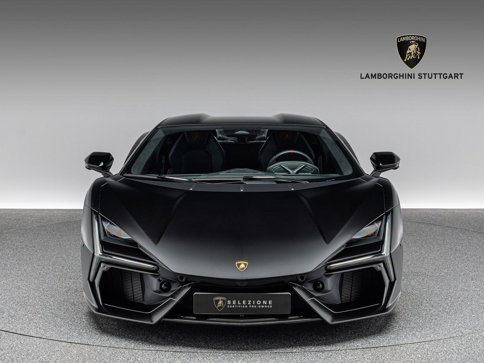 Lamborghini Revuelto