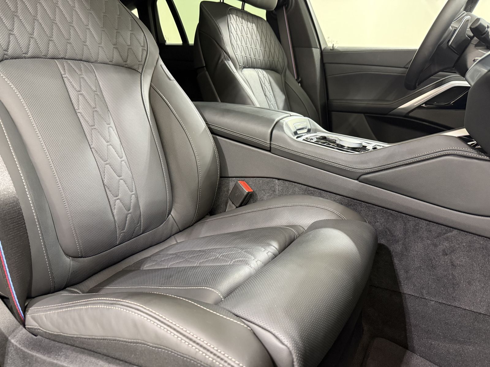 BMW X6 xDrive40d M Sportpaket Standhzg AHK Luft ACC