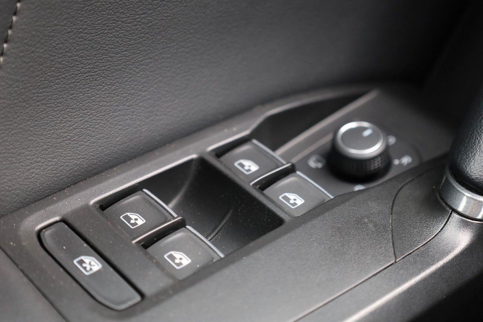 Cupra Sportstourer 2.0 TSI DSG - Samsaru's Car Outlet