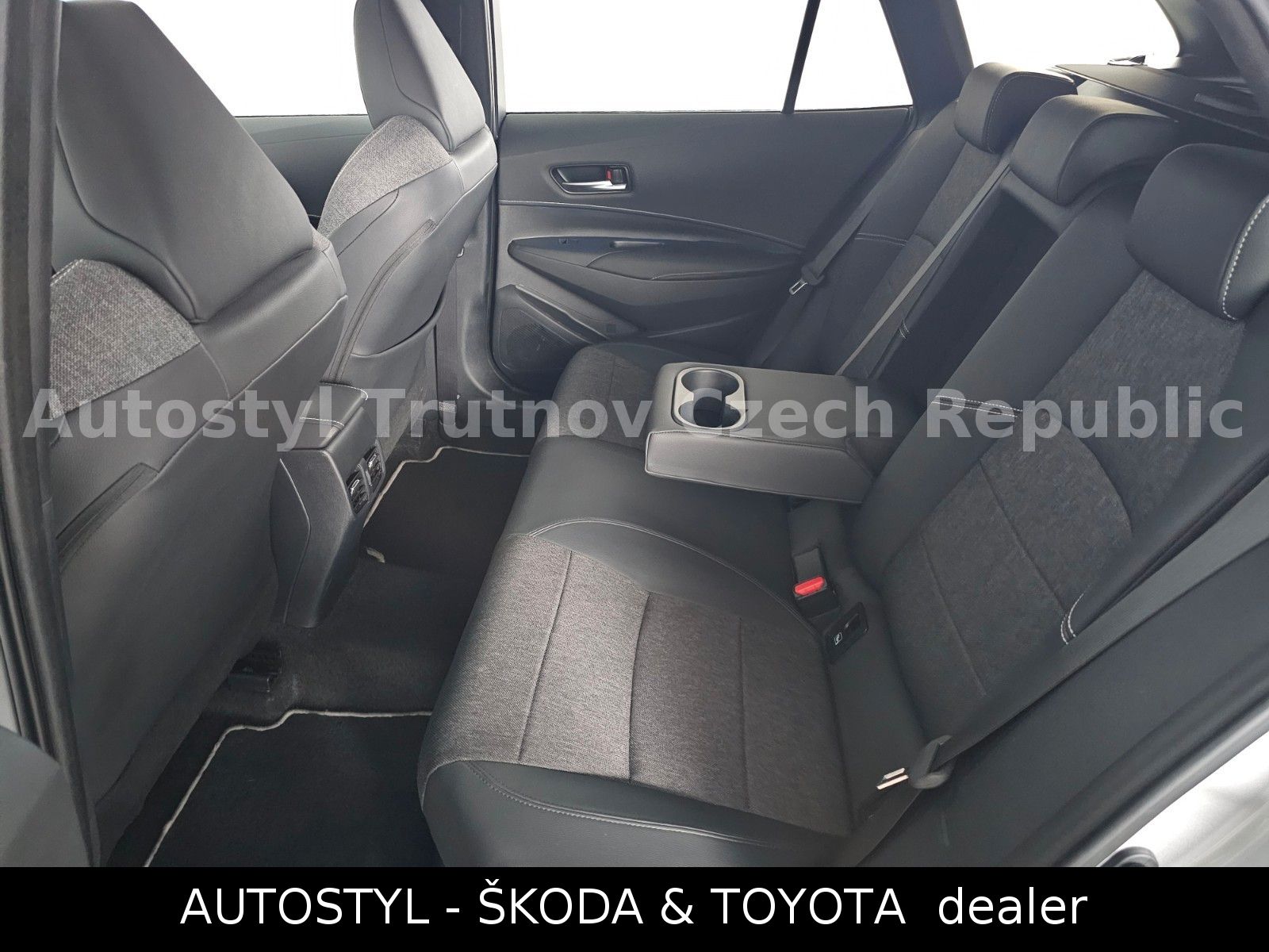 Toyota 2.0HEV 197k TS STYLE