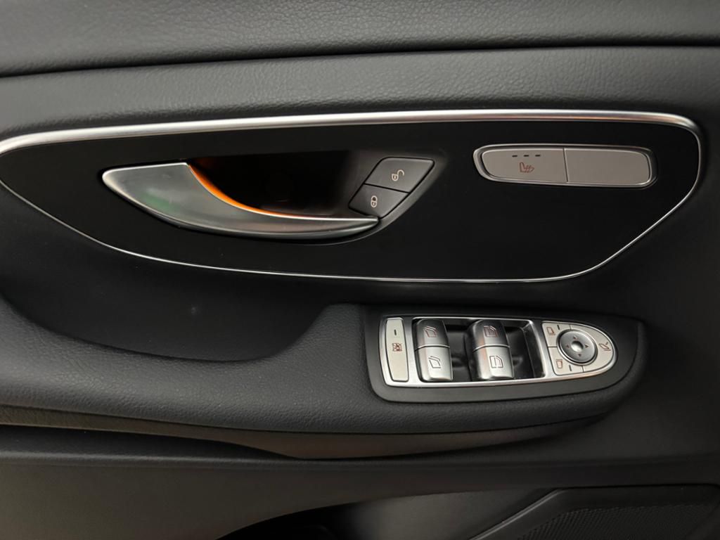 Mercedes-Benz V 300 d 4M AMG - Samsaru's Car Outlet