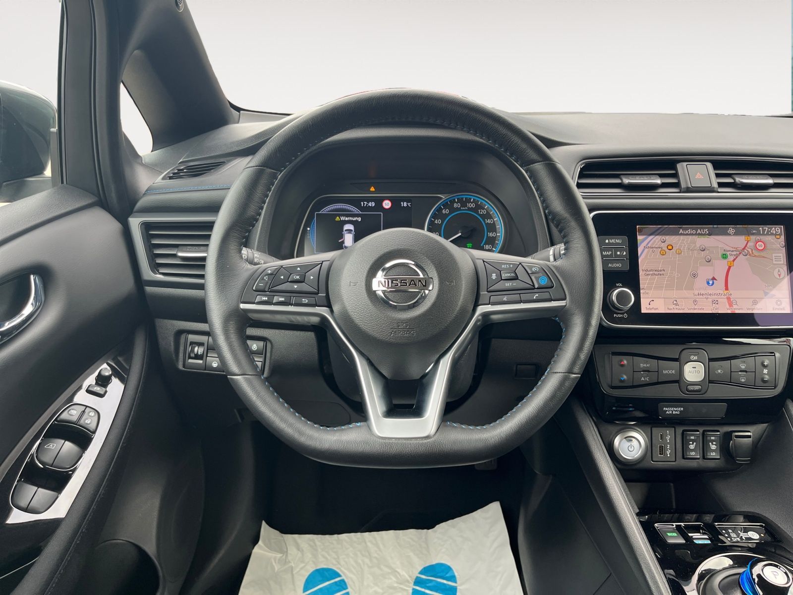 Nissan Leaf 40 kWh Autom. - N-Con. - Samsaru's Car Outlet