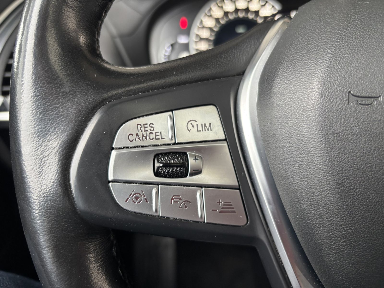 BMW X3 30d xDrive Luxury Line AHK ACC LEDER HUD LED