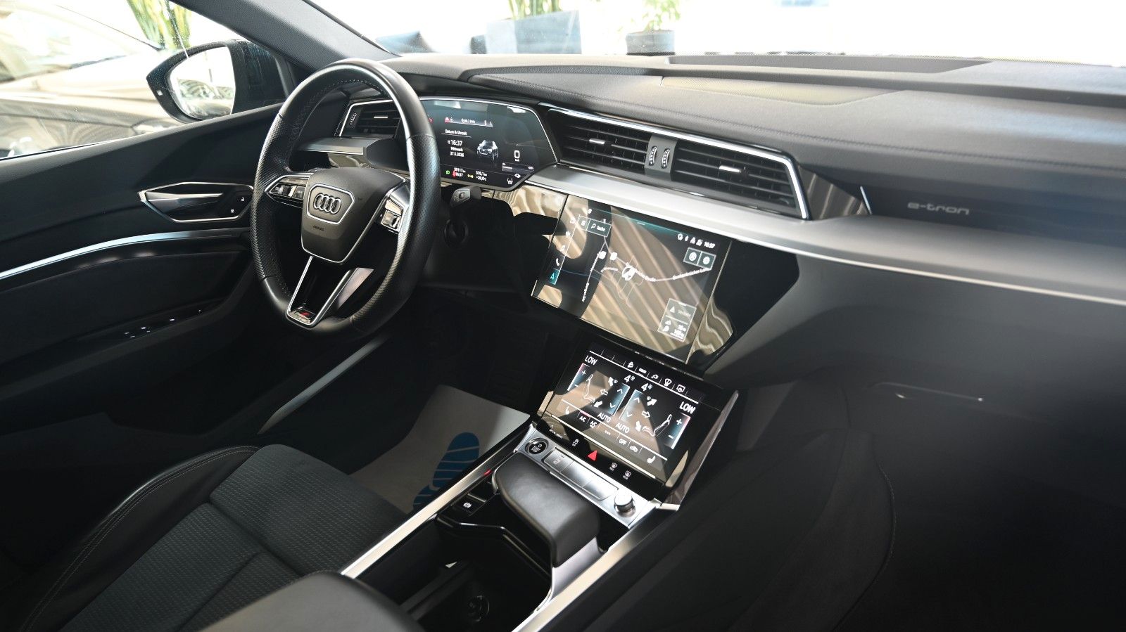 Audi e-tron Sportback 50 quattro S line/HUD/PANO