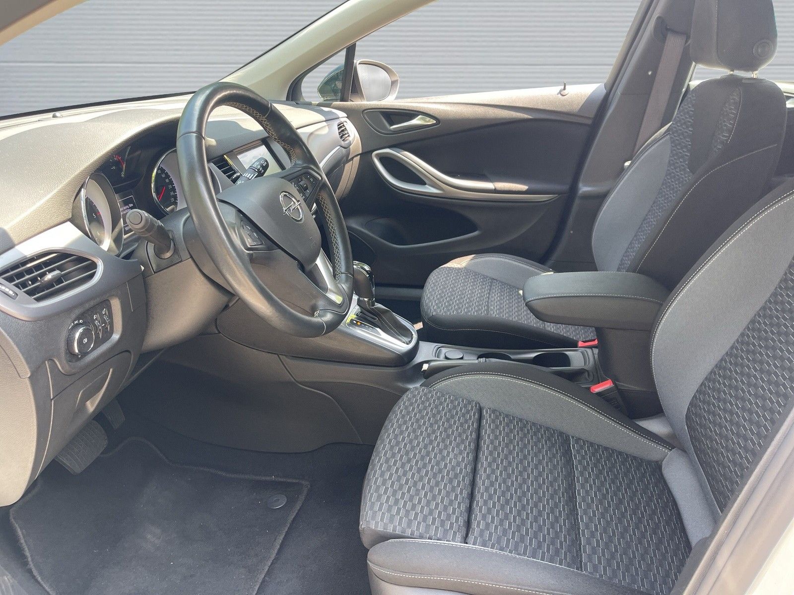 Opel Astra 1.5 CDTI - Samsaru's Car Outlet