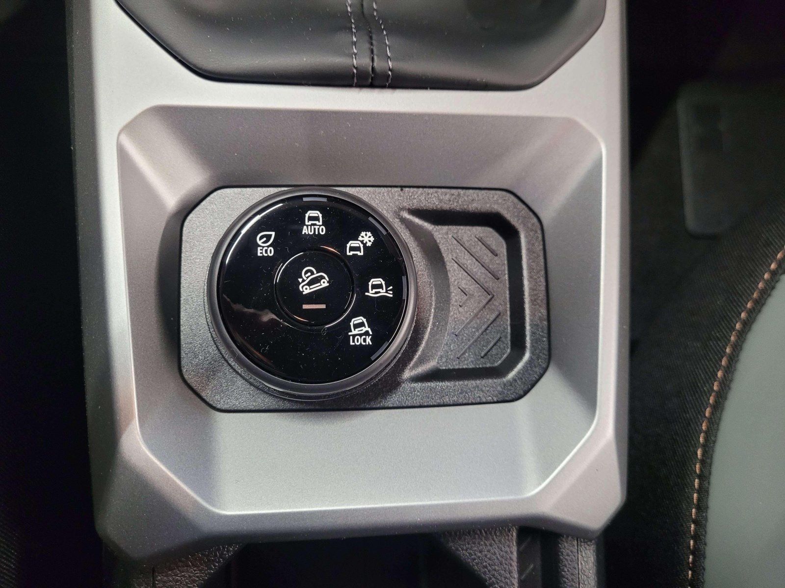 Dacia Duster Extreme TCe 130 4x4 - Samsaru's Car Outlet