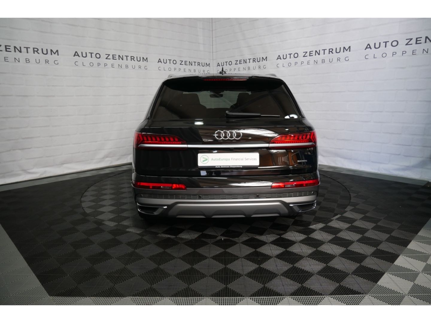 Audi Q7 50 TDI S line  Pano+Matrix+Virt+HuD+S-Sitz+7-