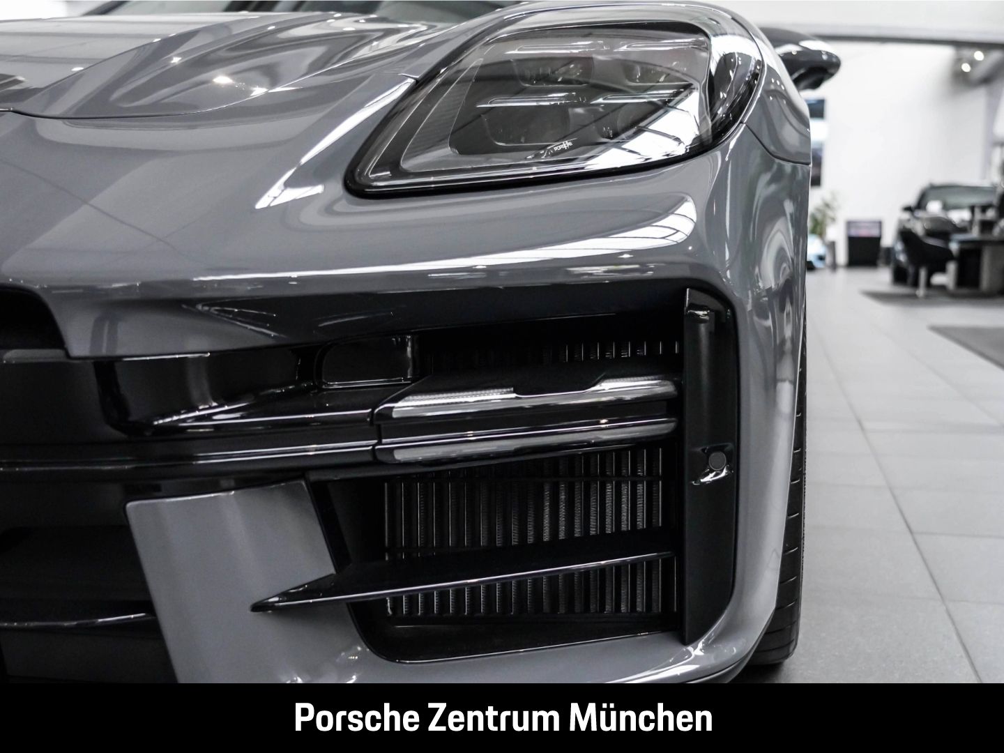 Porsche Panamera GTS LED-Matrix Sportabgas InnoDrive