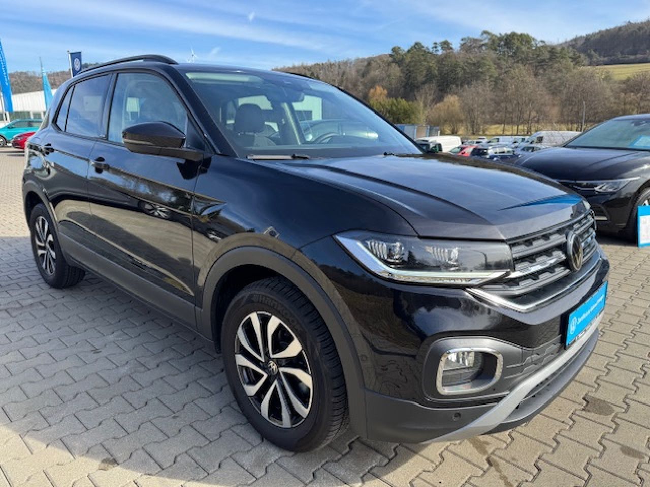 Volkswagen T-Cross Active 1.0 TSI - Samsaru's Car Outlet
