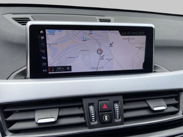 BMW X1 xDrive20d PA Sportsitze - Samsaru's Car Outlet