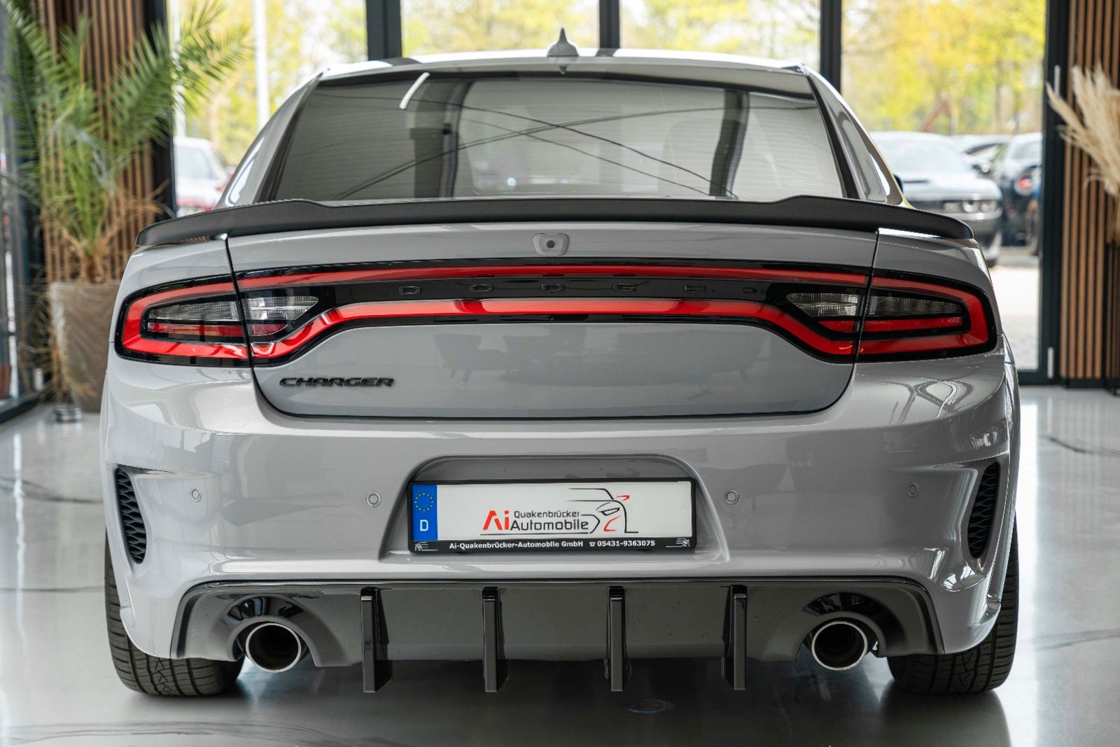 Dodge Charger 5,7 HEMI V8 WIDEBODY LED