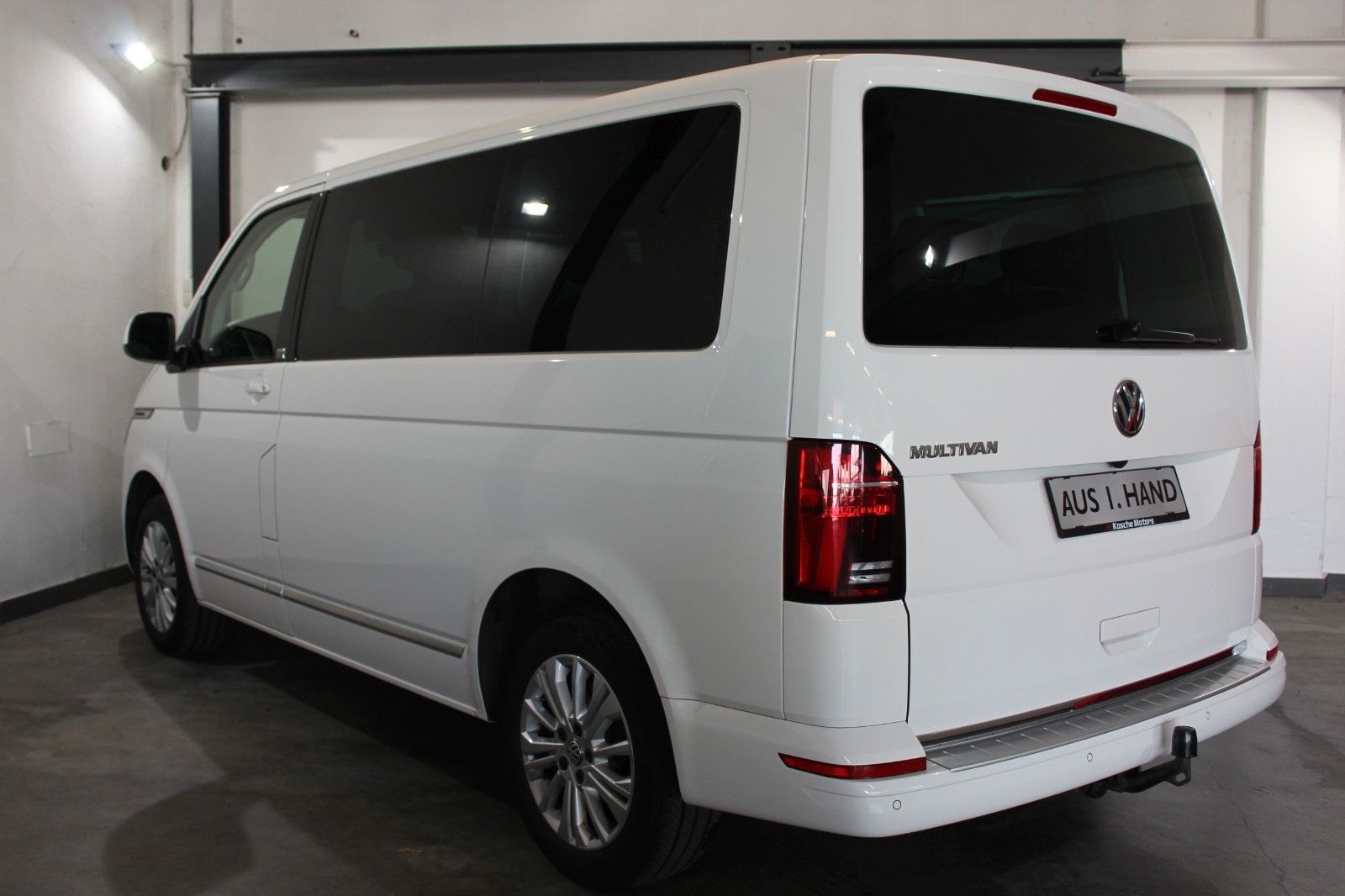 Volkswagen T6.1 Multivan - Samsaru's Car Outlet