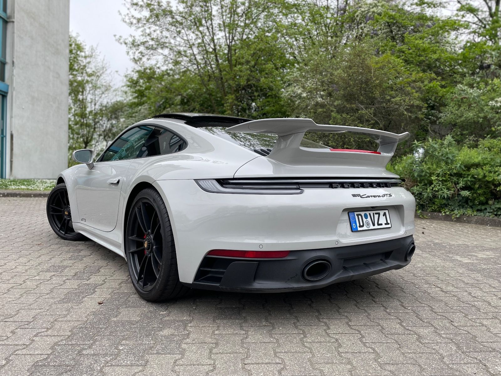 Porsche 911 Carrera GTS - Samsaru's Car Outlet