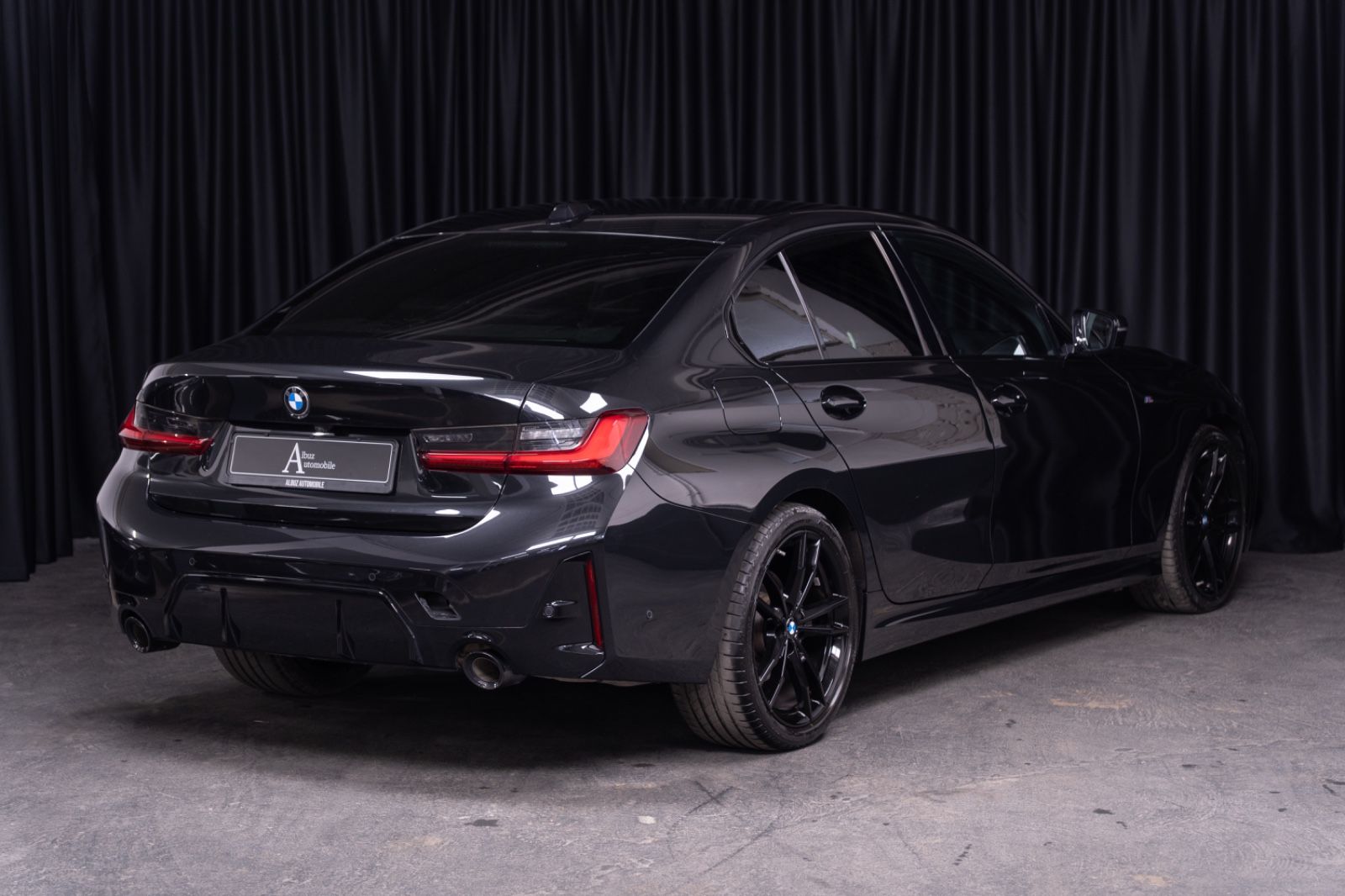 BMW 320d xDrive M-Sport - Samsaru's Car Outlet