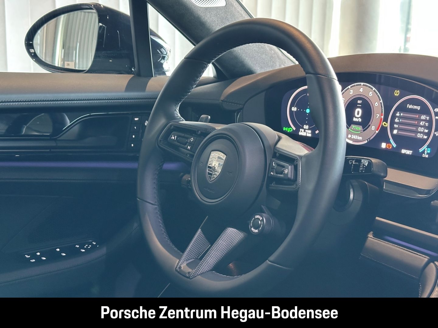 Porsche Panamera Turbo E-Hybrid/Active Ride/Sportabgasan