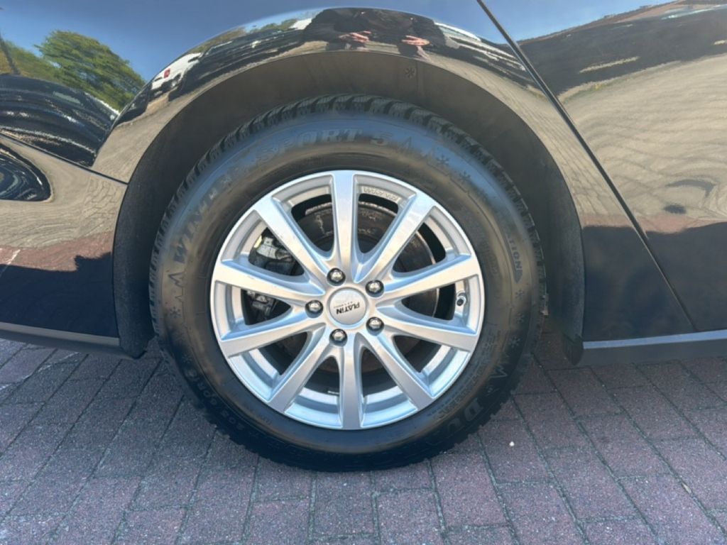 Ford Focus Turnier Titanium NAVI AHK LED ACC SHZ Appl