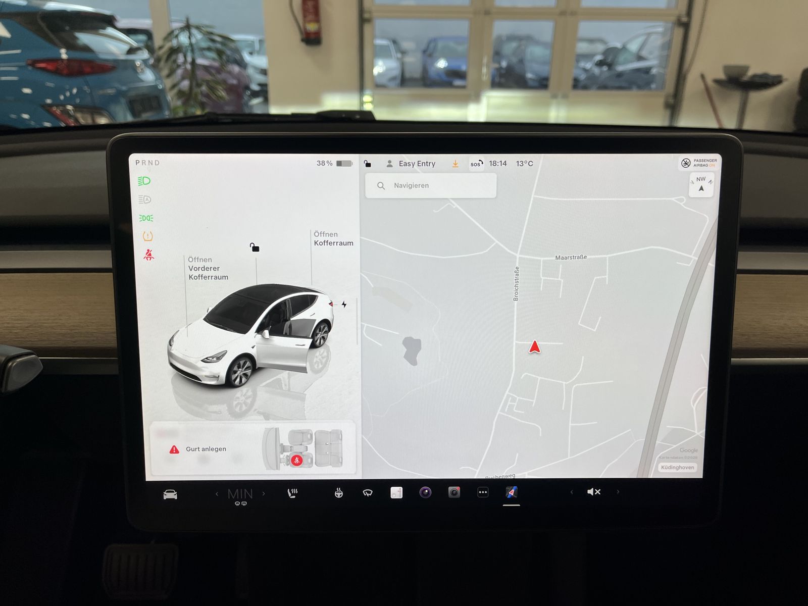 Tesla Model Y Maximale Reichweite Dual AWD ACC Pano
