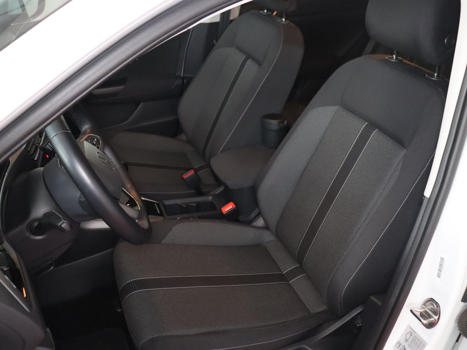 Volkswagen T-ROC Life 1.0TSI - Samsaru's Car Outlet