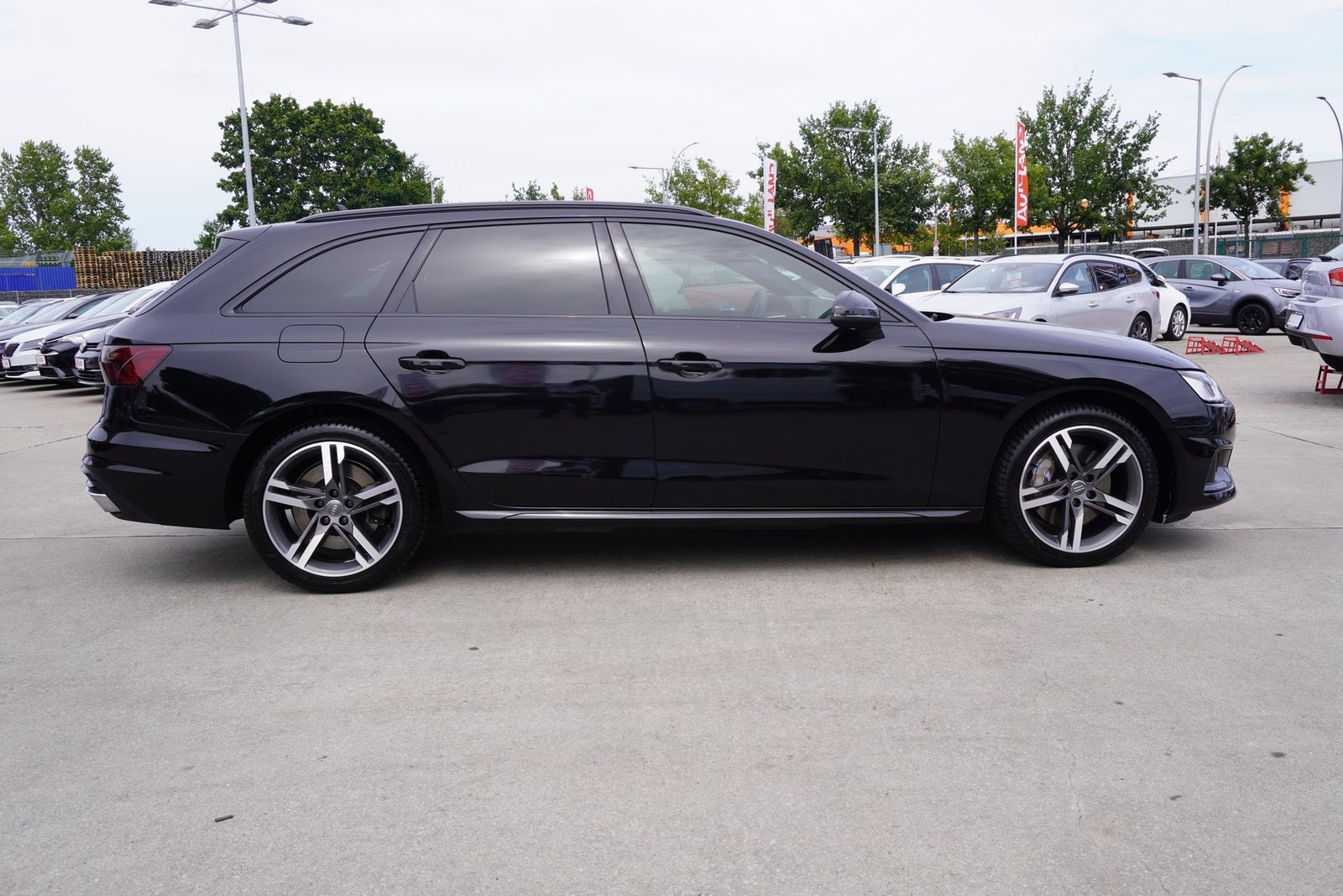 Audi A4 Avant 45 2.0 TFSI quattro advanced - Samsaru's Car Outlet