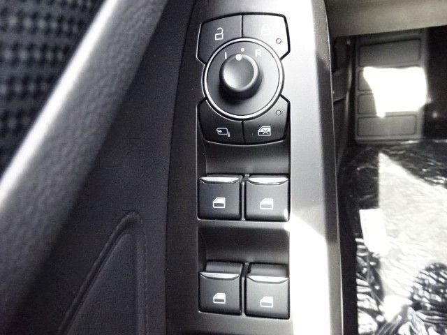 Ford Focus ST-Line Kombi 1.5L EcoBlu AHK B&O ErgoSitz