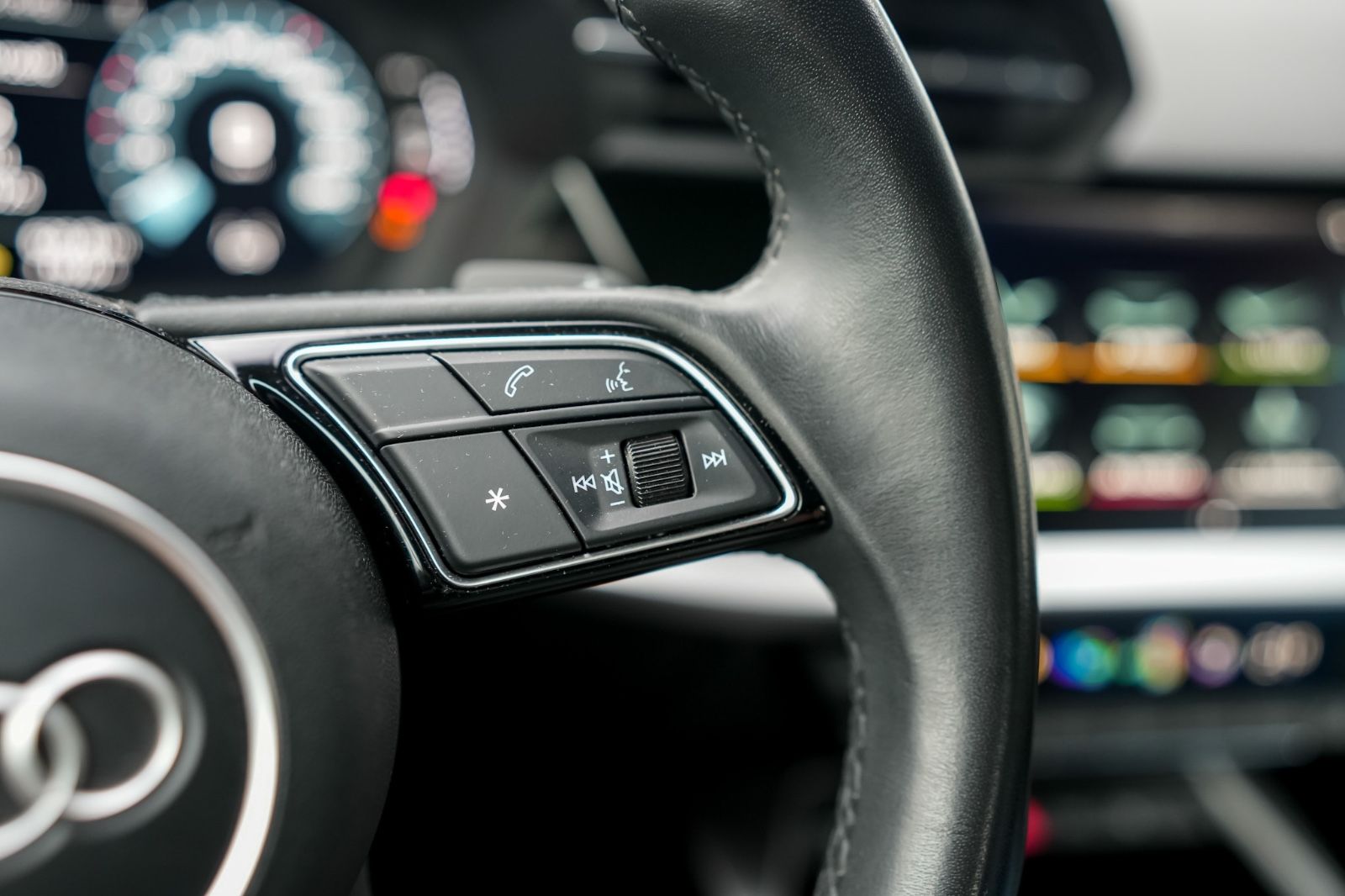 Audi A3 Sportback 35 TFSI advanced - Samsaru's Car Outlet