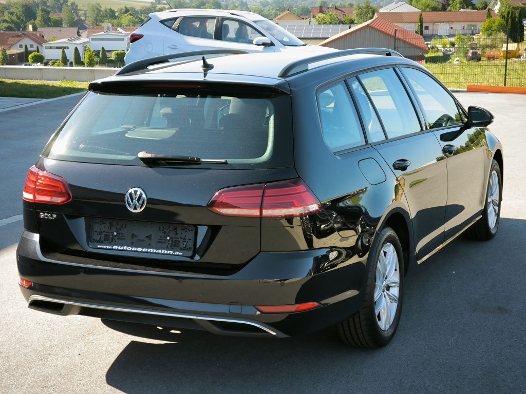 Volkswagen Golf Variant 2.0 TDI DSG Comfortline - Samsaru's Car Outlet