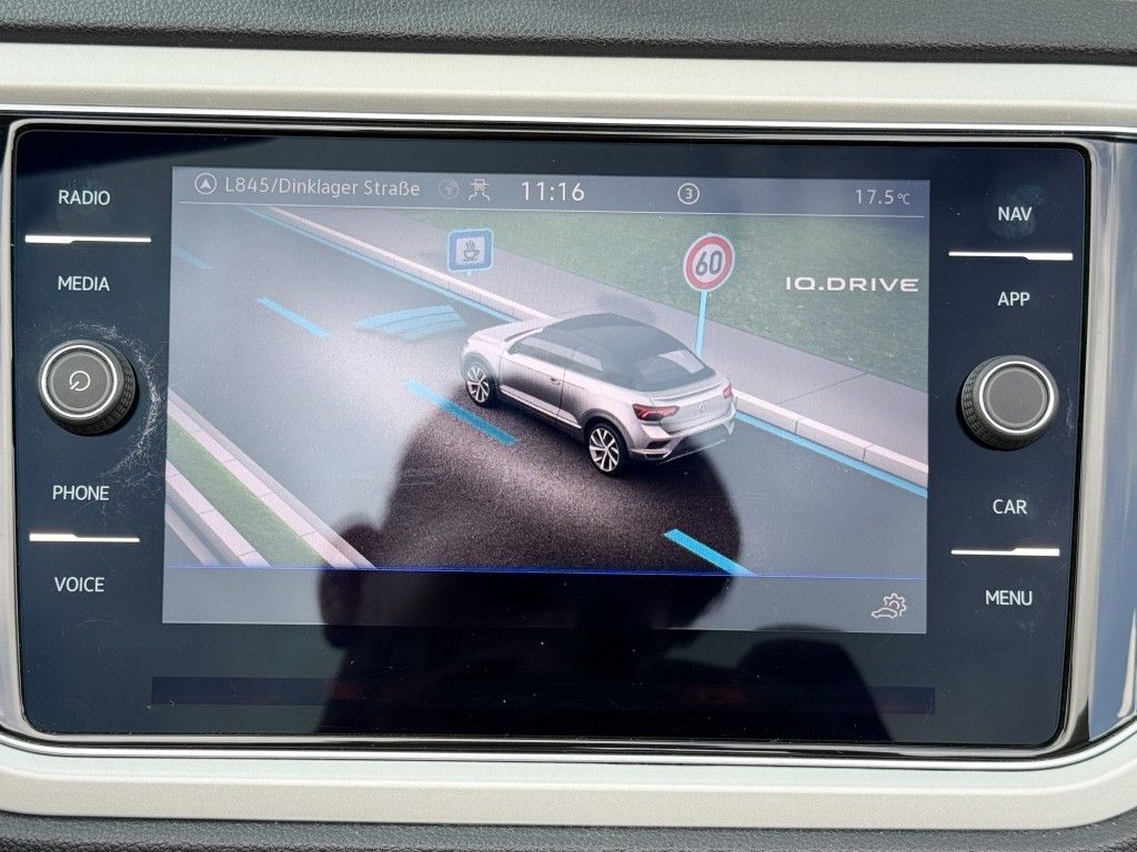 Volkswagen T-Roc Style 1.0TSi - Samsaru's Car Outlet
