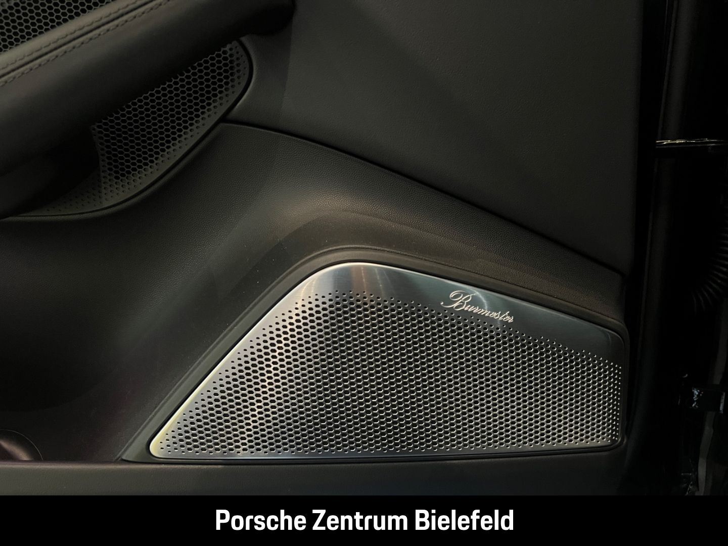 Porsche Macan 4S Burmester Rückfahrkamera Luftfederung