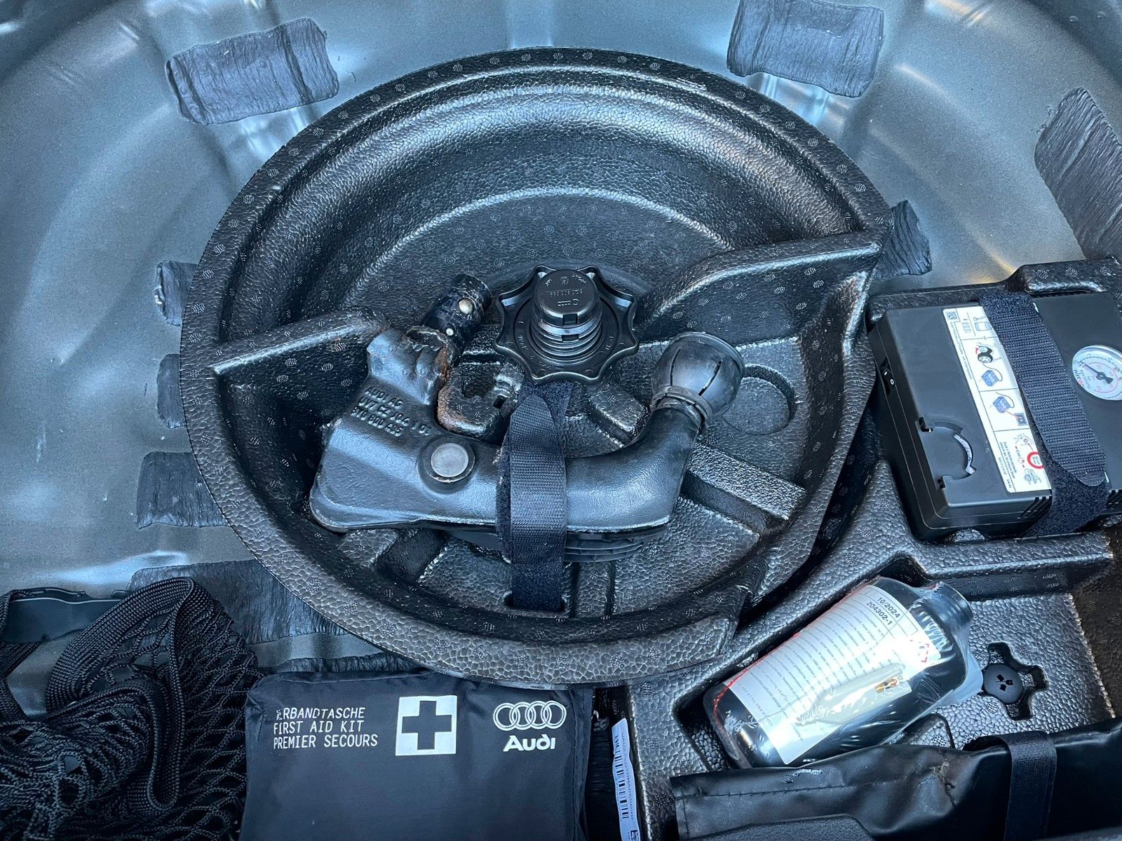 Audi A3 Sportb. 35 TFSI LED Navi Standh.AHK Kam.