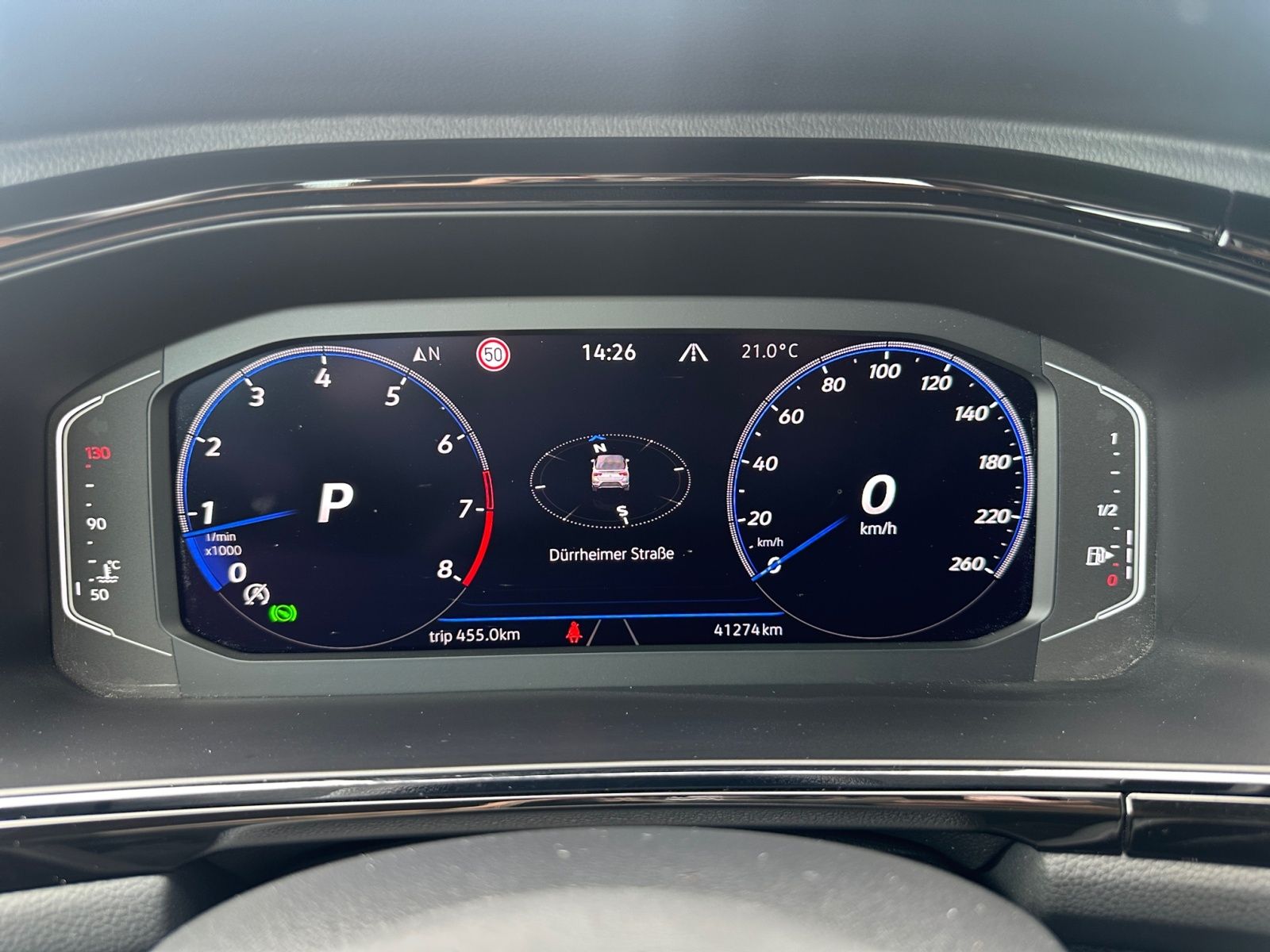 Volkswagen T-Roc R-Line - Samsaru's Car Outlet