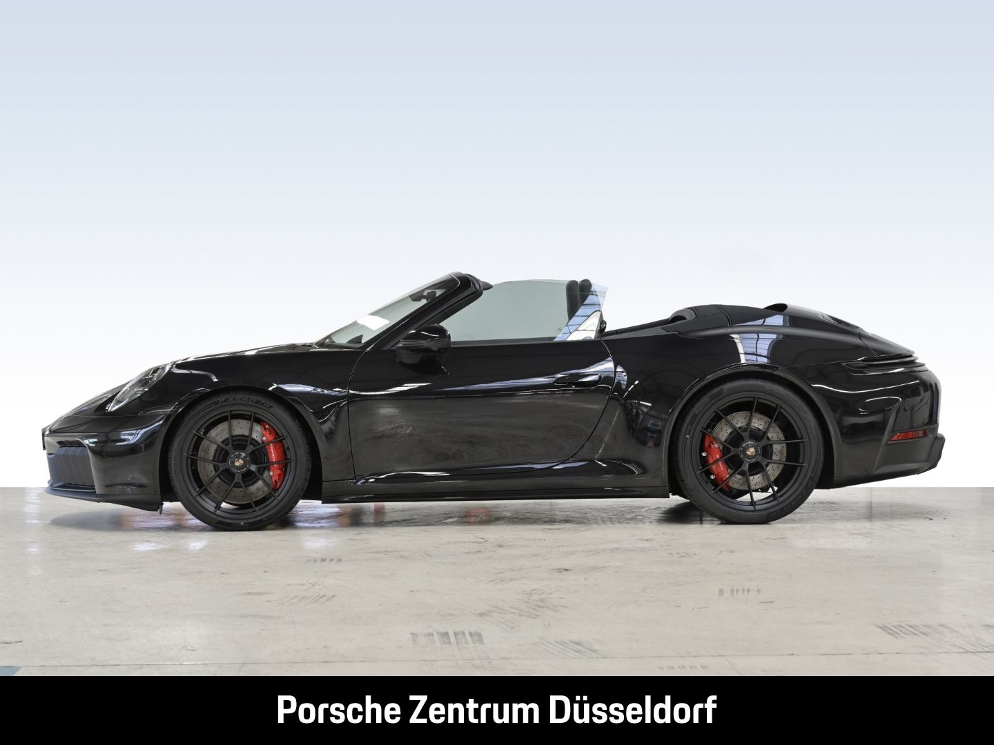 Porsche 992 911 Carrera 4 GTS Cabriolet Liftsystem-VA