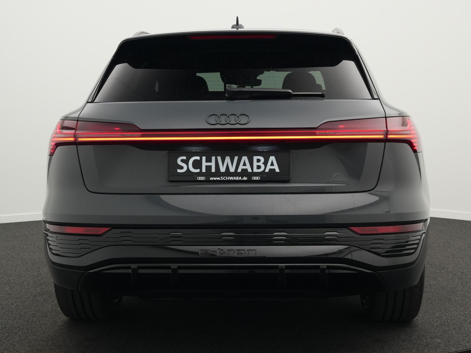 Audi Q8 e-tron 50 quattro 2x S line*Opt.schw*PANO*AHK