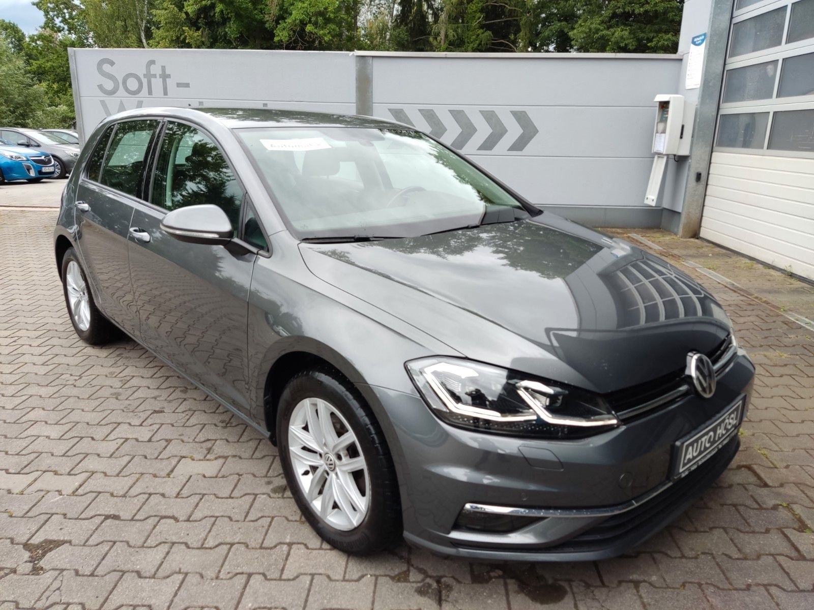 Volkswagen Golf 1.5 TSI DSG Highline - Samsaru's Car Outlet