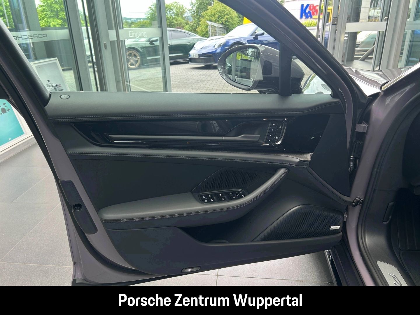 Porsche Panamera 4 E-Hybrid Head-Up SportDesign 21-Zoll
