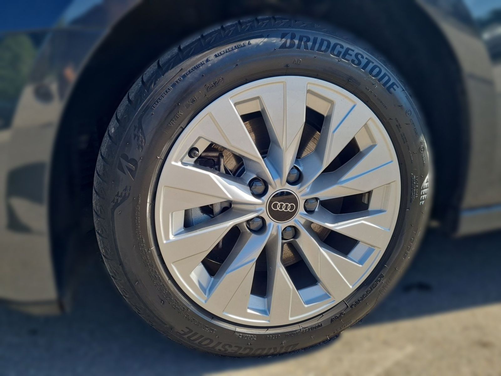 Audi A3 Sportback TFSI e LED SPORTSITZE ALU DAB PDC D