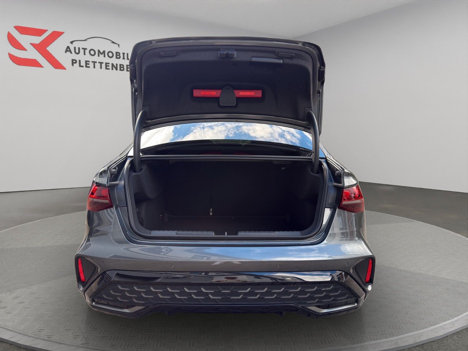 Audi A3 Limousine 30 TFSI S line *LED*NAVI*KAMERA*SHZ