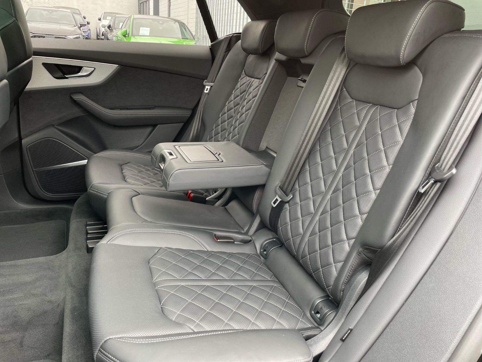 Audi Q8 50 TDI Facelift - Samsaru's Car Outlet