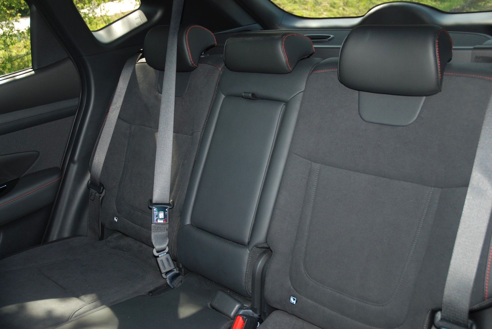 Hyundai TUCSON 1.6 T-GDI Plug-in 4WD N Line - Samsaru's Car Outlet