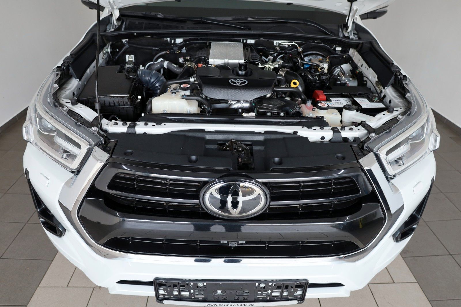 Toyota Hilux 2.8 Executive,Leder,Navi, HardTop,LED,Kam.