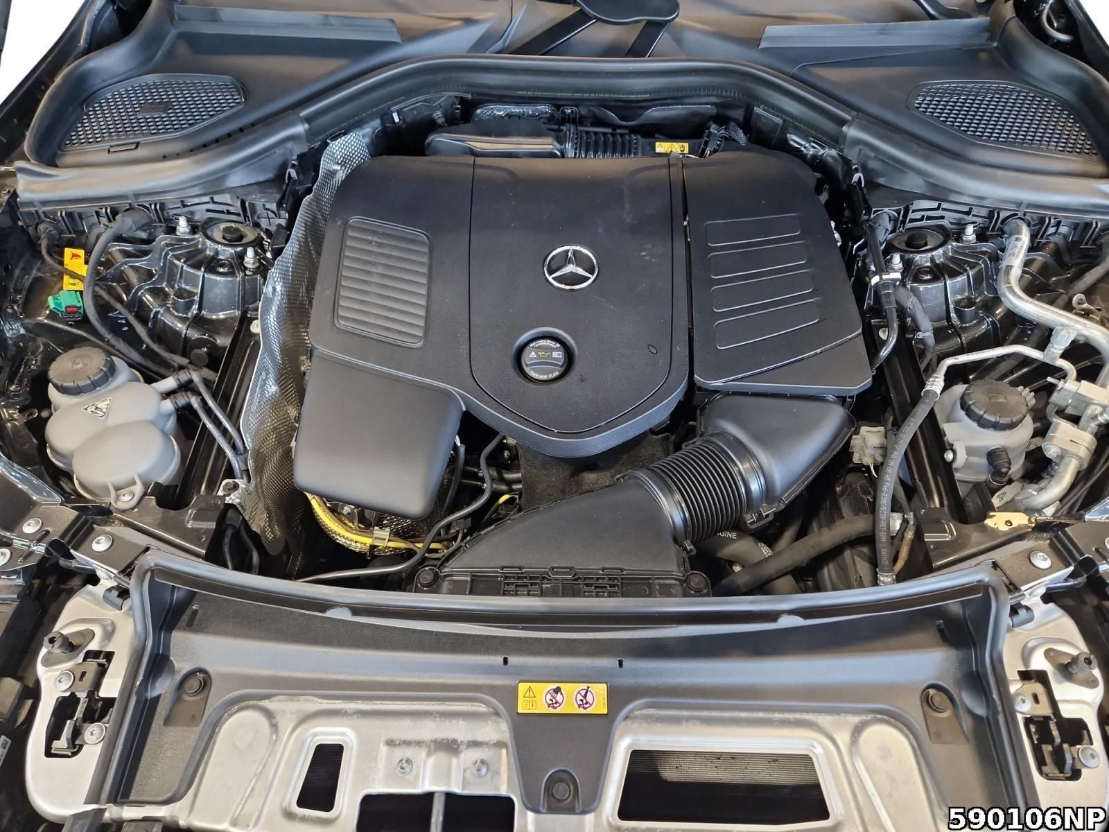 Mercedes-Benz GLC 300 e 4M AMG  Night Pano AHK Memory DISTRON