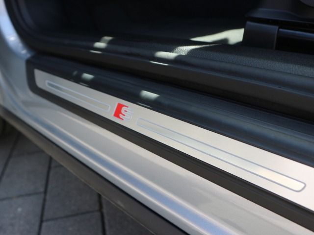 Audi Q5 S line 55 TFSI e quattro *0,5%*AHK*ACC*360°