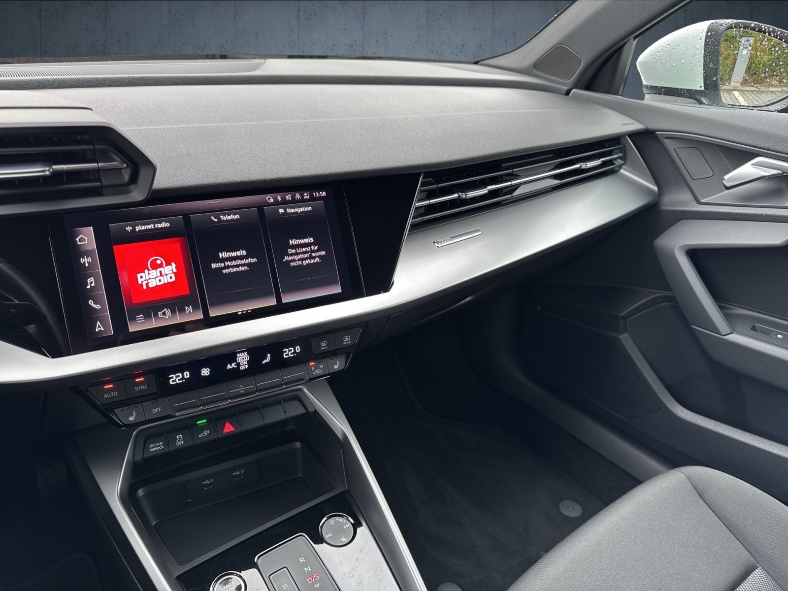 Audi A3 Sportback 40 TFSI e MMI/ASI/SHZ/EPH/17"/Tempo