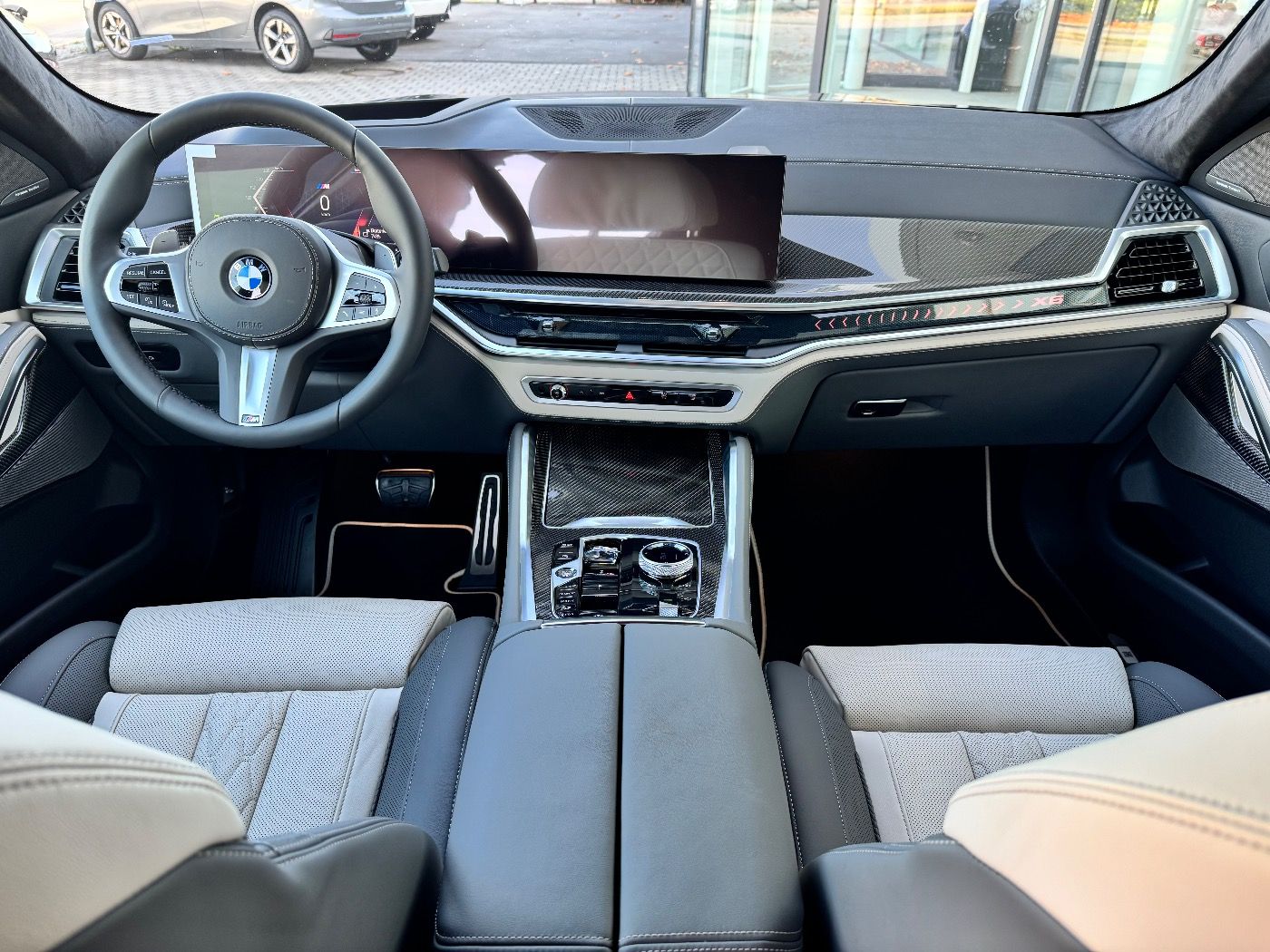 BMW X6 xDrive40d M-Sport-Pro 22-Zoll/LuftFW/AHK/StHz