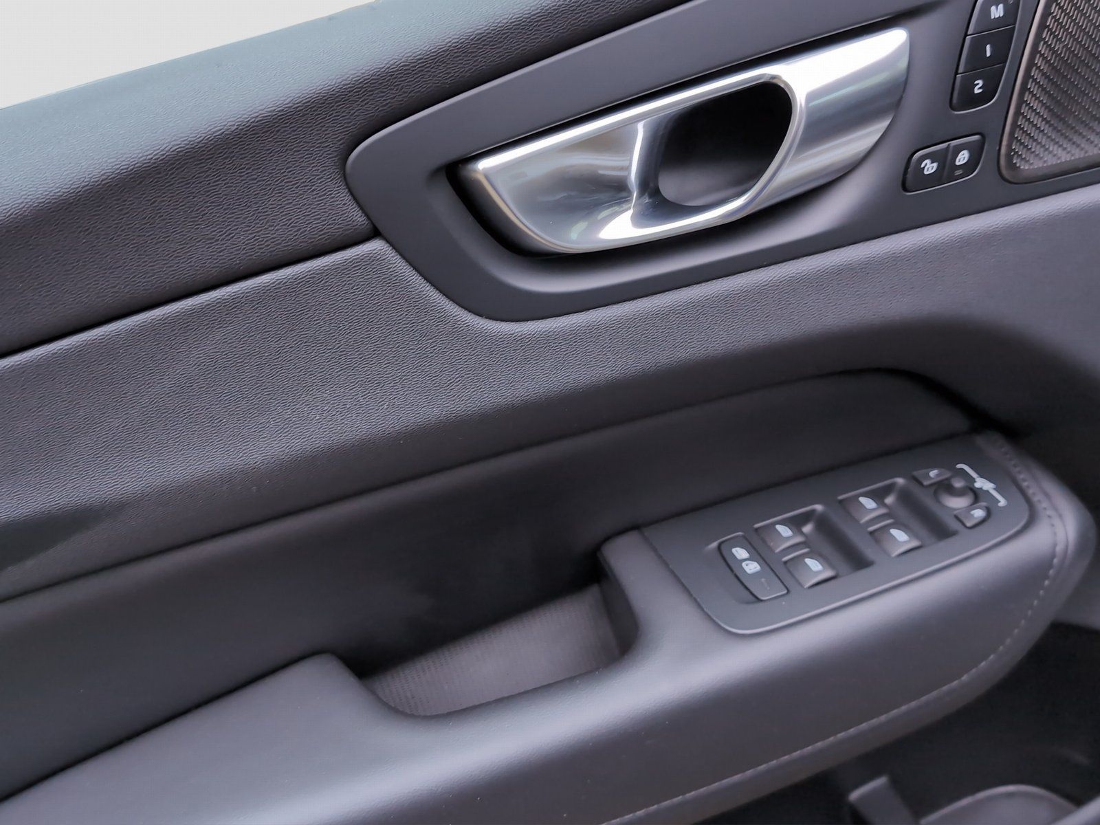 Volvo XC60+B4+Diesel+AWD+GT+Plus+Dark+Standhzg+HarmanK